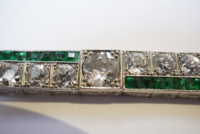 An Art Deco emerald and diamond bracelet, 1920s